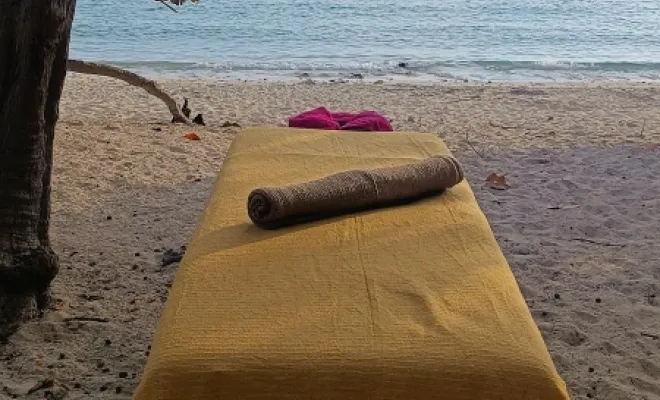 Massage intuitif à la plage à L'Ermitage, La Réunion, Saint-Paul, BEZANDRY